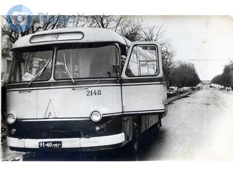 9148 ЛЕГ, LAZ 695