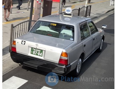 なにわ 500 い 8784, Toyota Crown