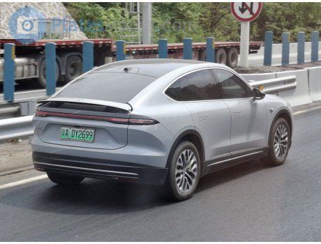 粤A·DY2699, NIO EC6