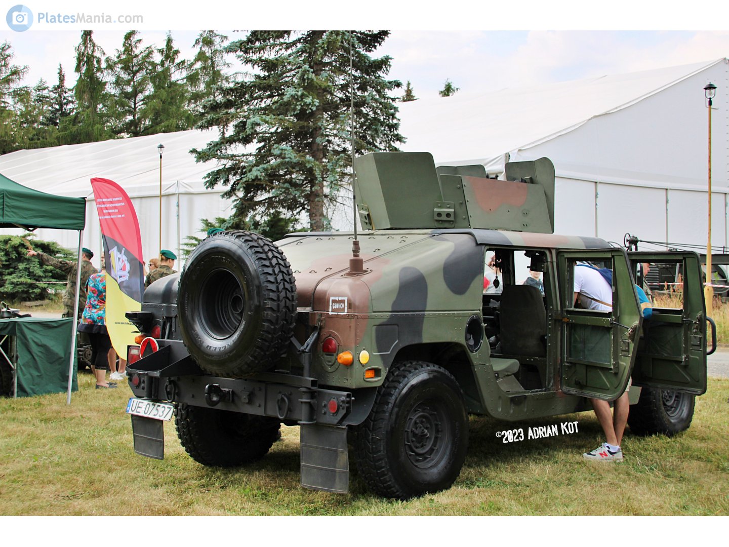 UE 07537, AM General HMMWV 4-door, 1983–2016