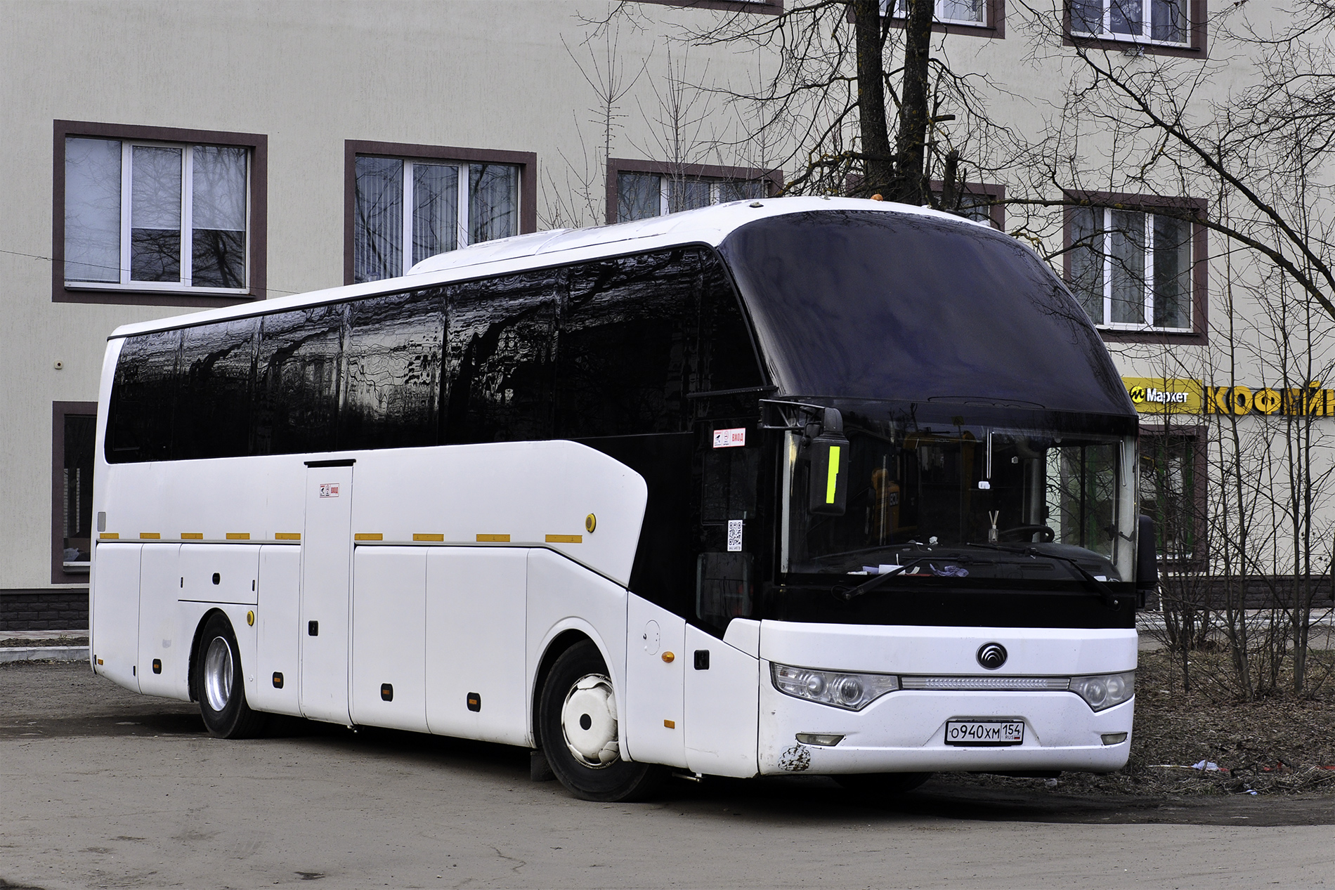 о 940 хм 154, Yutong ZK6122 