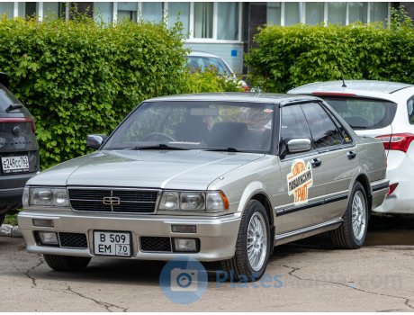 в509ем70, Nissan Gloria
