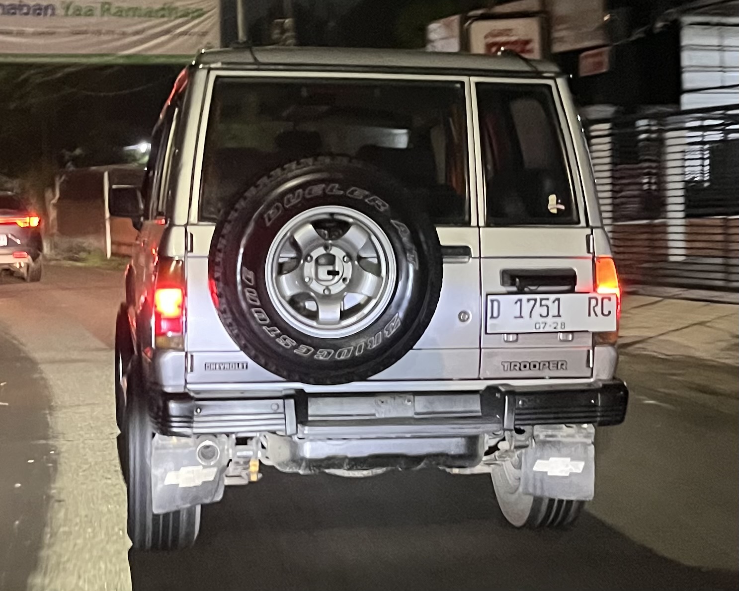 D 1751 RC, Chevrolet Trooper 