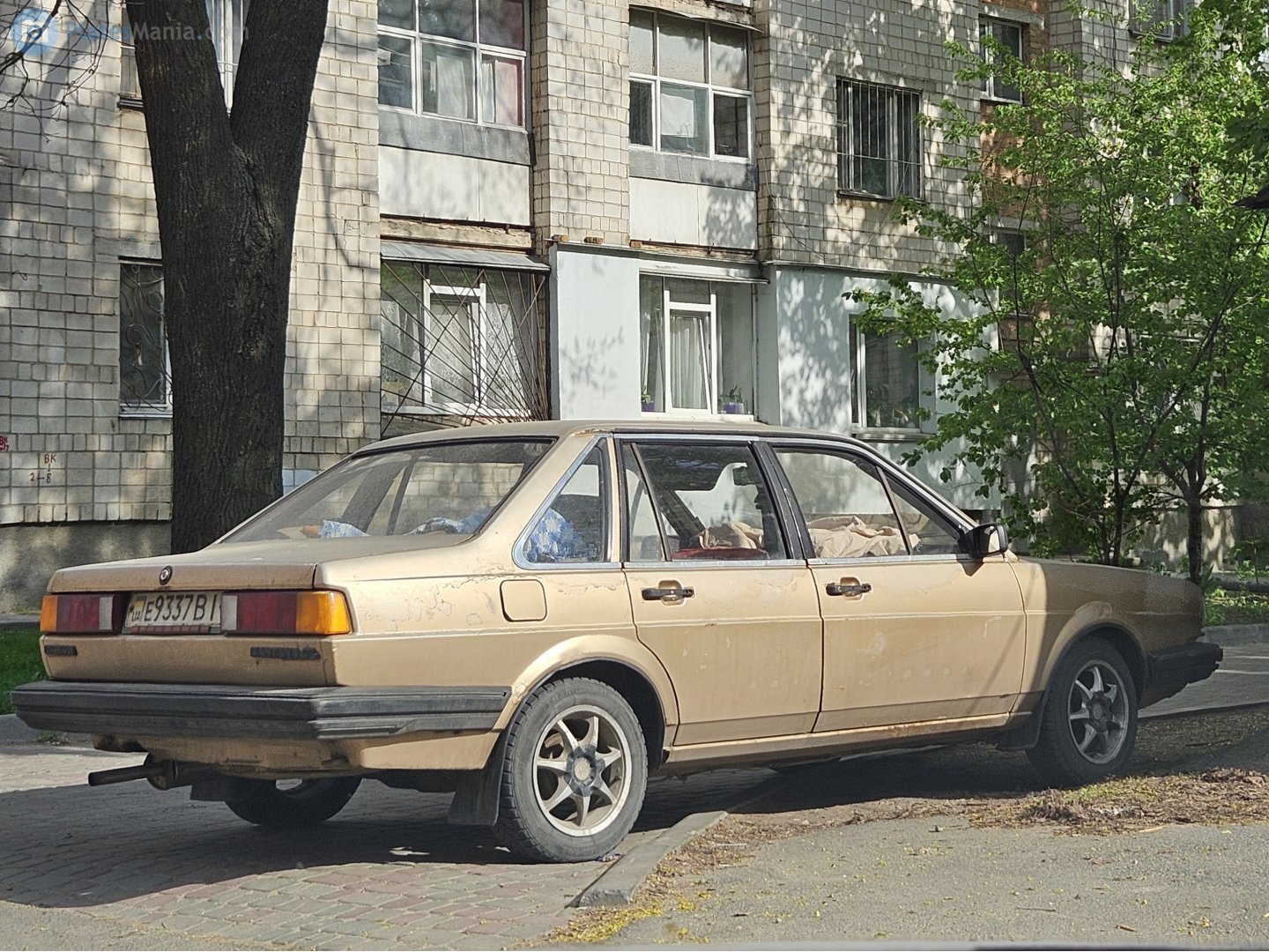 е 9337 ВІ, Volkswagen Santana 1st gen Sedan, 1981–1989 (–2012 for CN-market)