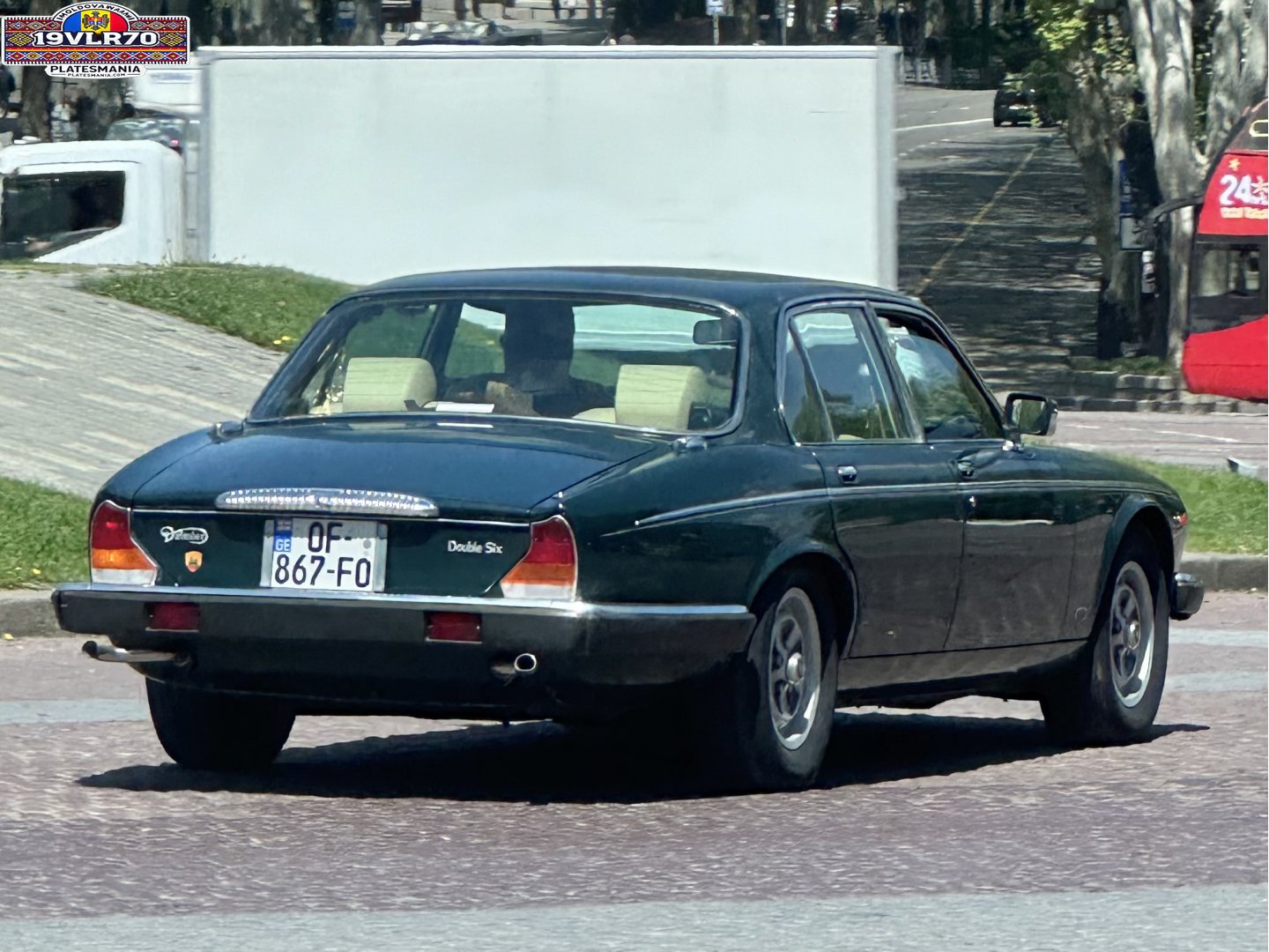 OF-867-FO, Daimler Double Six 