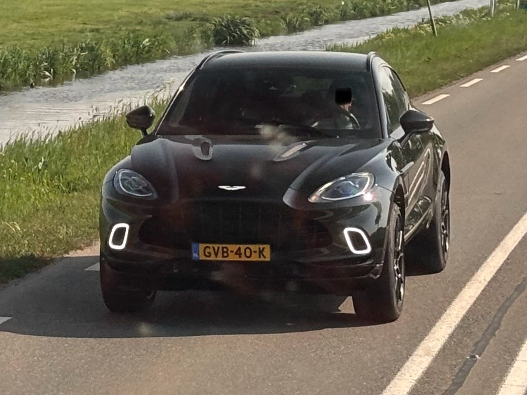 GVB-40-K, Aston Martin DBX DBX, 2020–2024