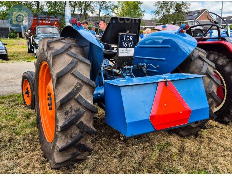 TDR-16-N, Fordson Super Dexta