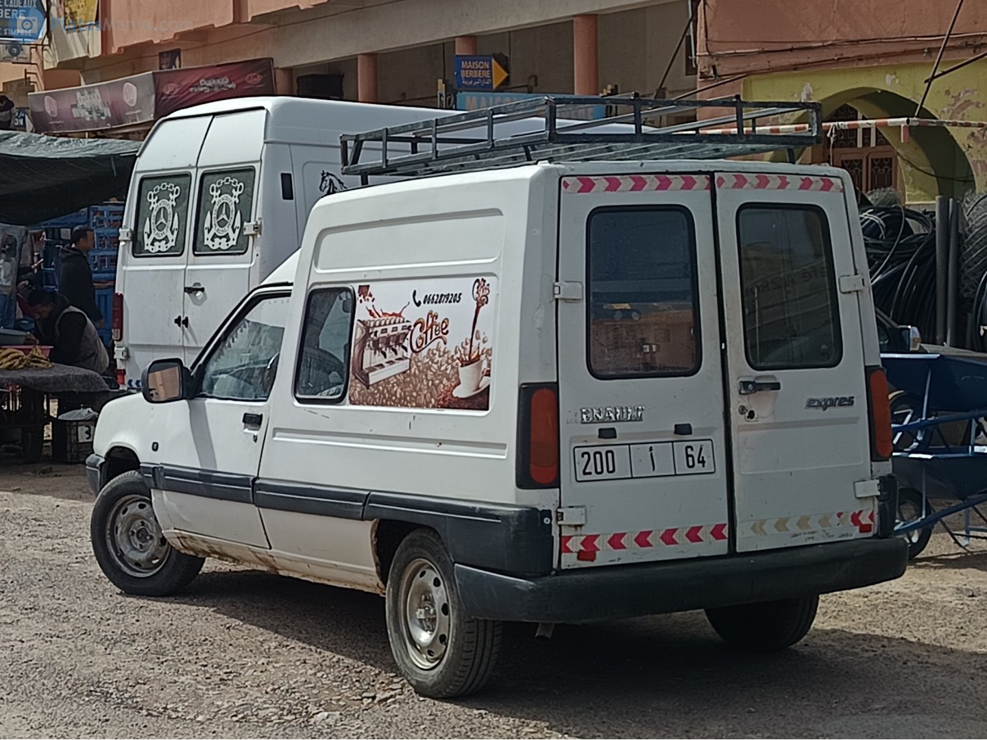 200|أ|64, Renault Express 1st gen (F40/K40), 1985–2000 (–2002 for LATAM-market)