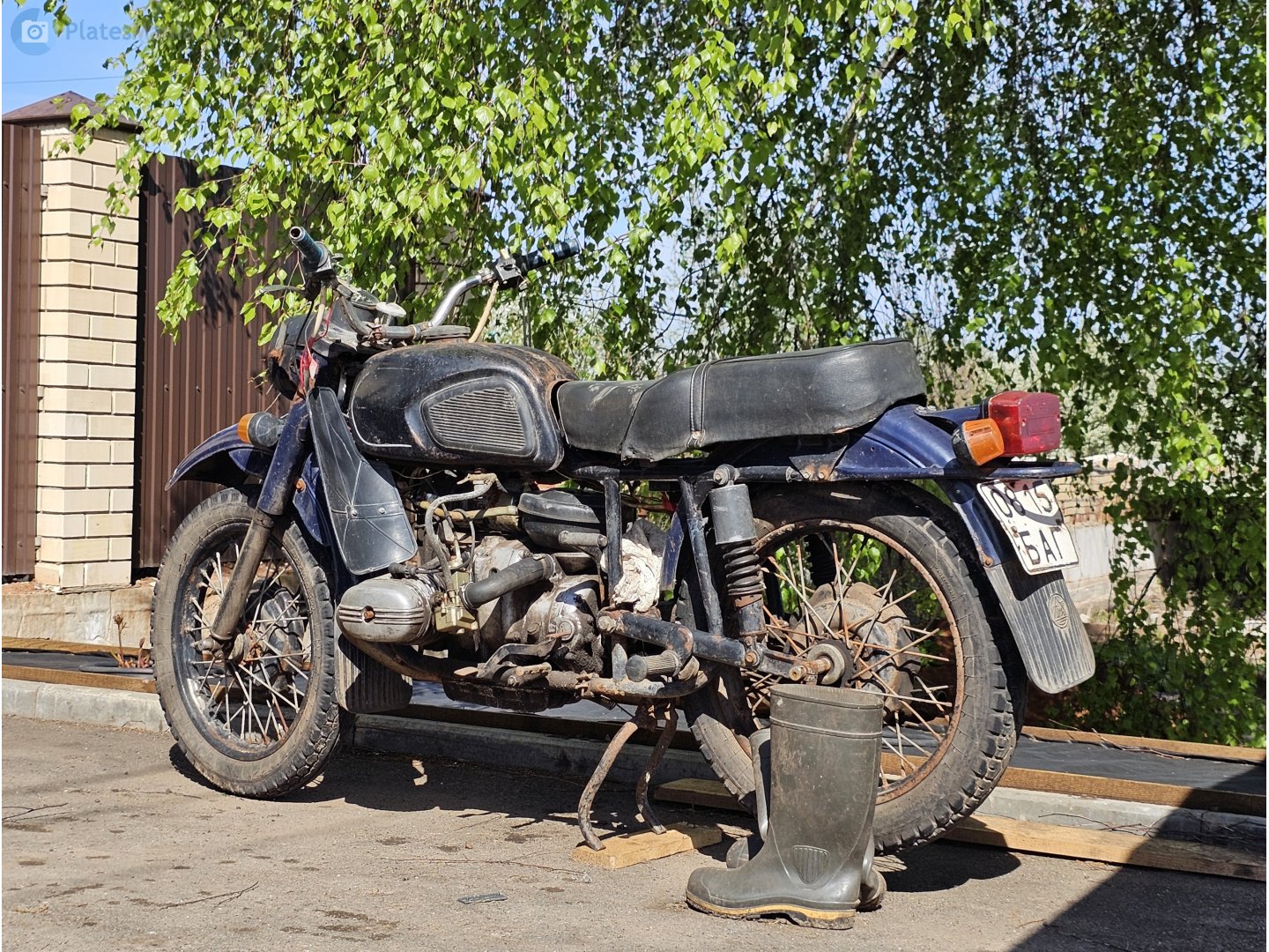 0815 БАГ, Dnepr (KMZ) 10-36 