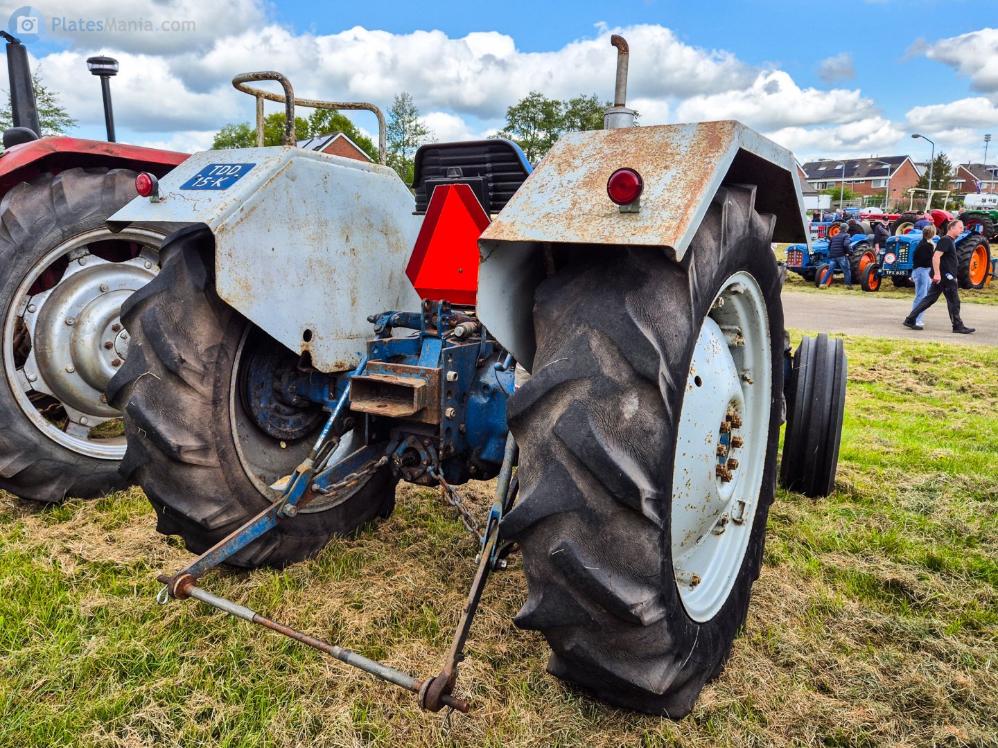 TDD-15-K, Ford 3000-Series 