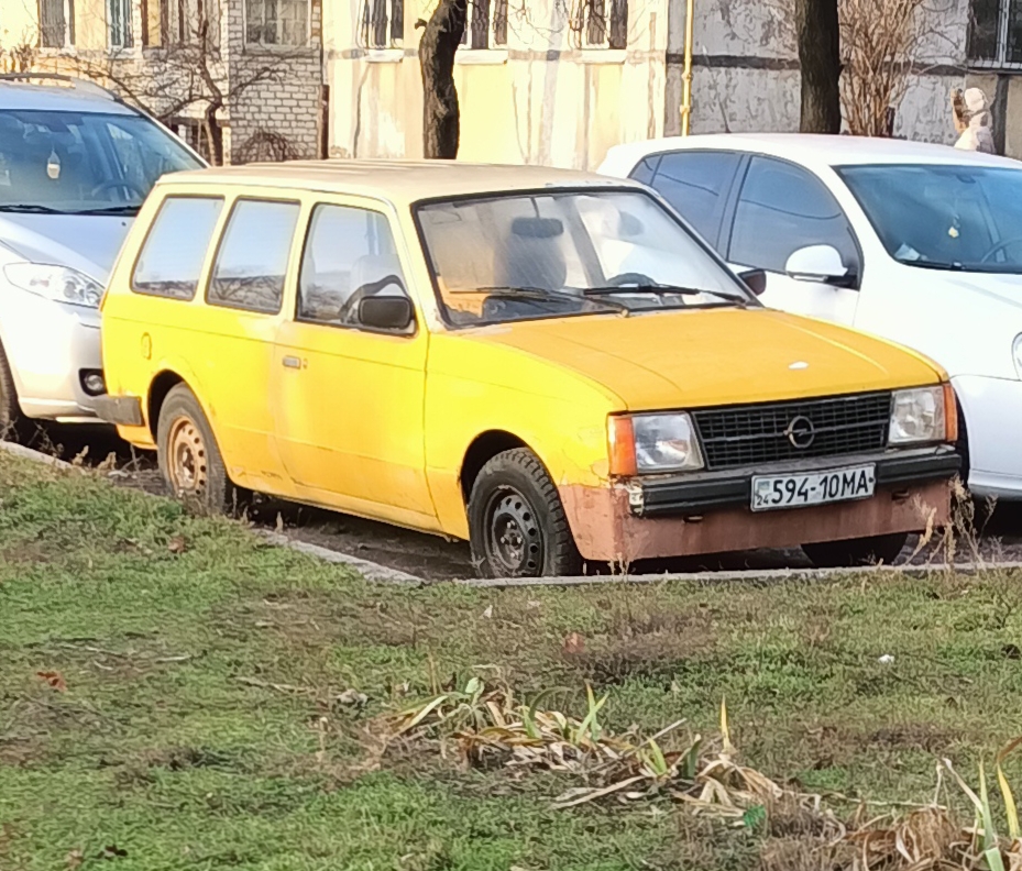24 594-10 MA, Opel Kadett 4th gen 3-door Caravan (D), 1979–1984