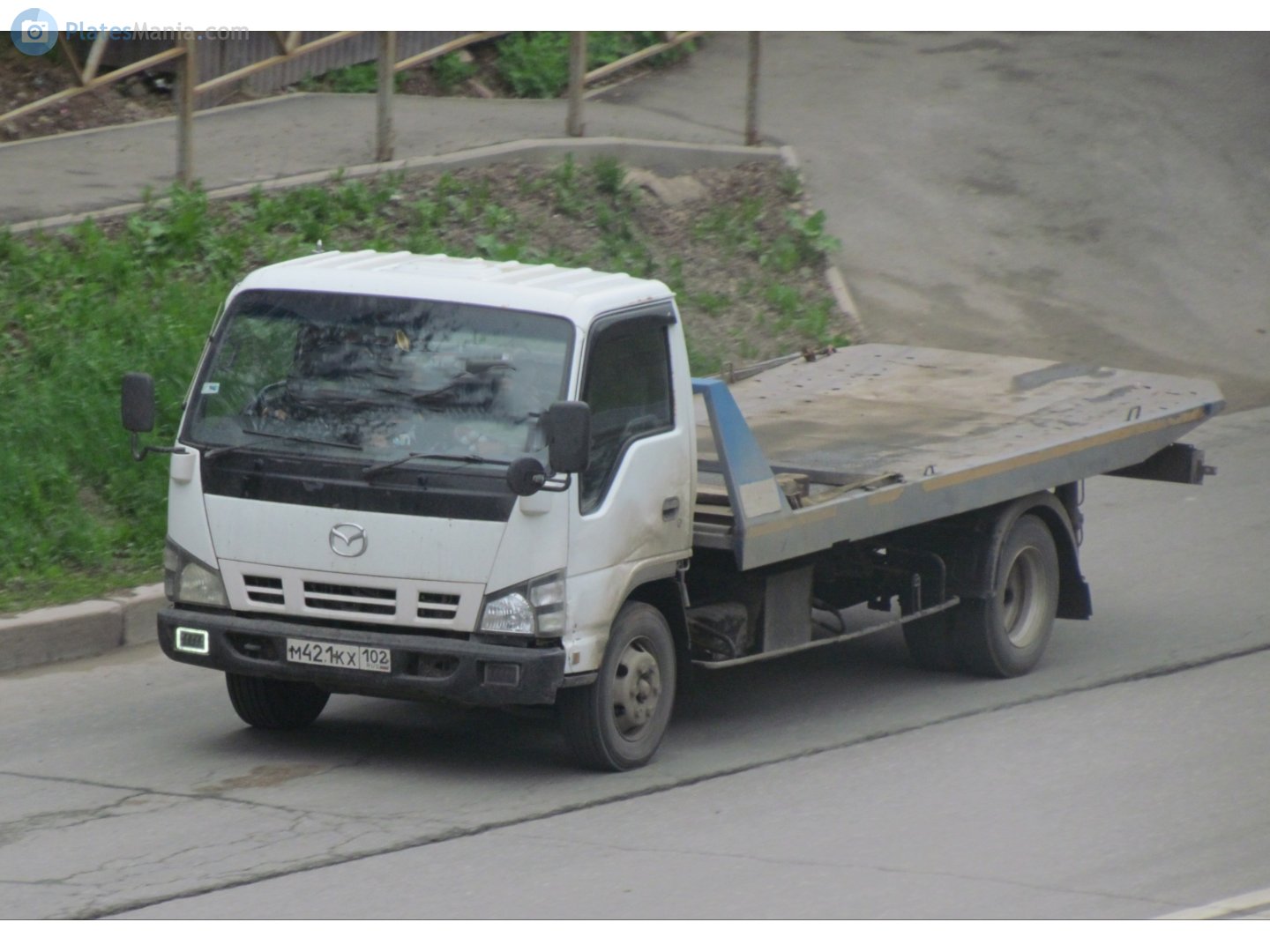 м 421 кх 102, Mazda Titan 5th gen, 2004–2007