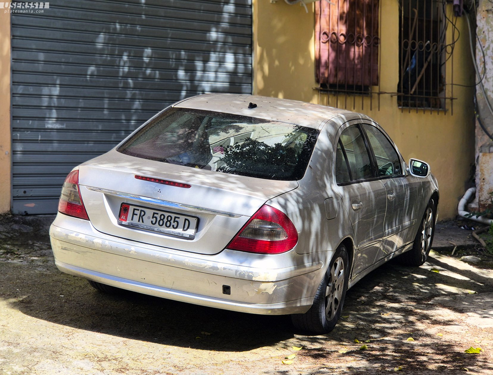 FR 5885 D, Mercedes-Benz E-Klasse 3rd gen Sedan (W211), 2002­–2009