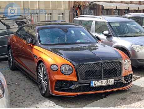 BT-OOO12, Bentley Flying Spur