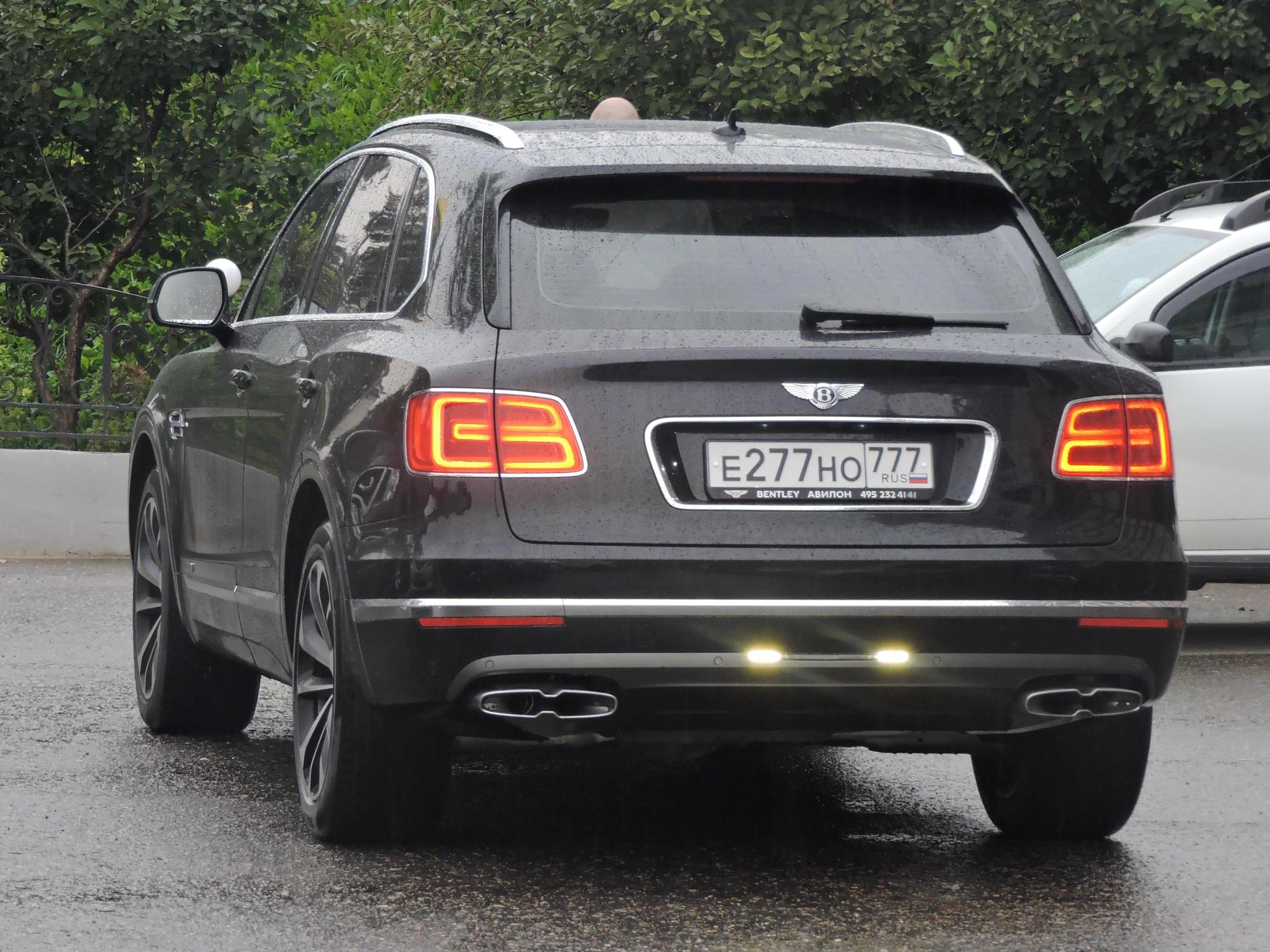 е 277 но 777, Bentley Bentayga 1st gen (PL71), 2016–2020