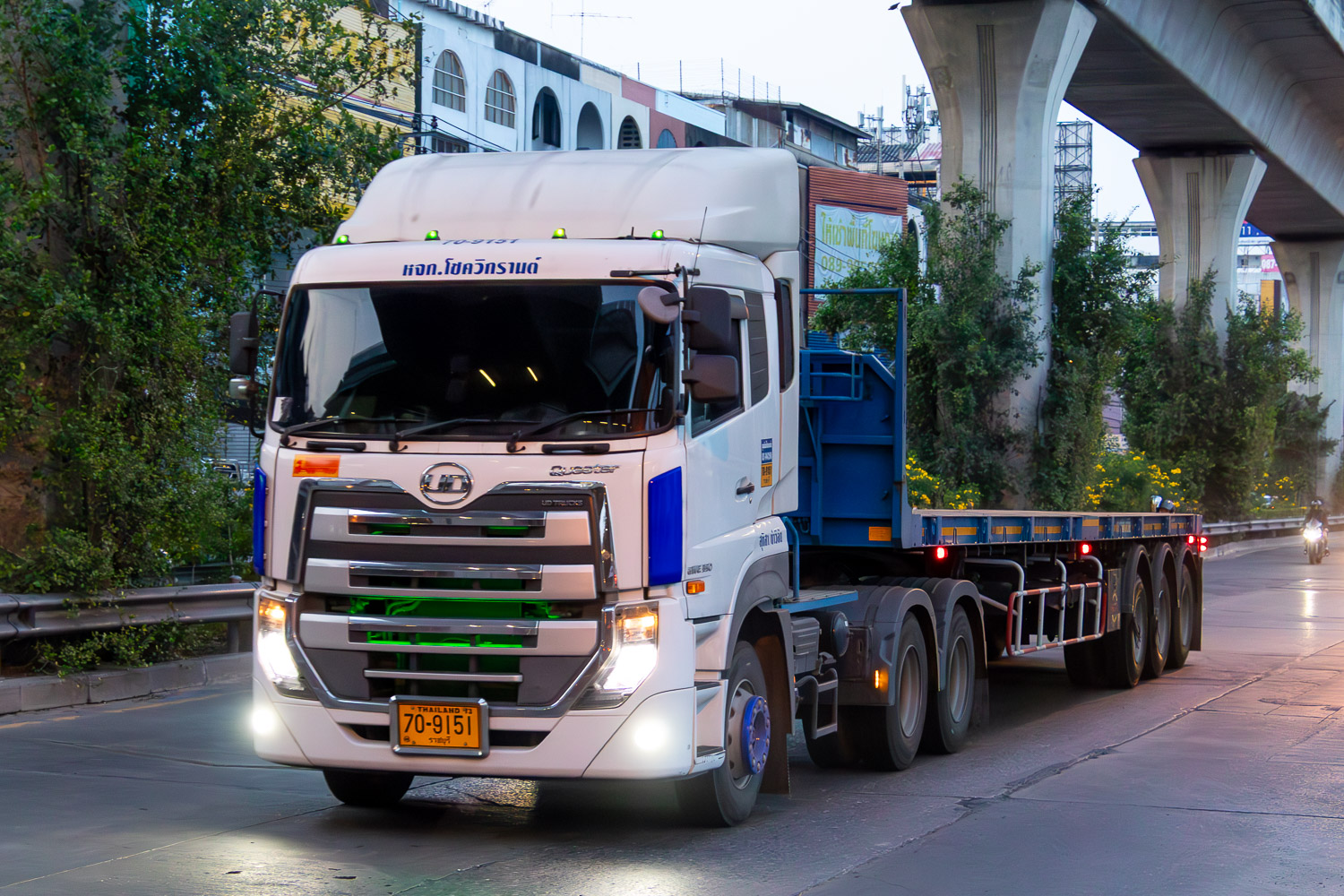 70-9151, UD Trucks Quester 