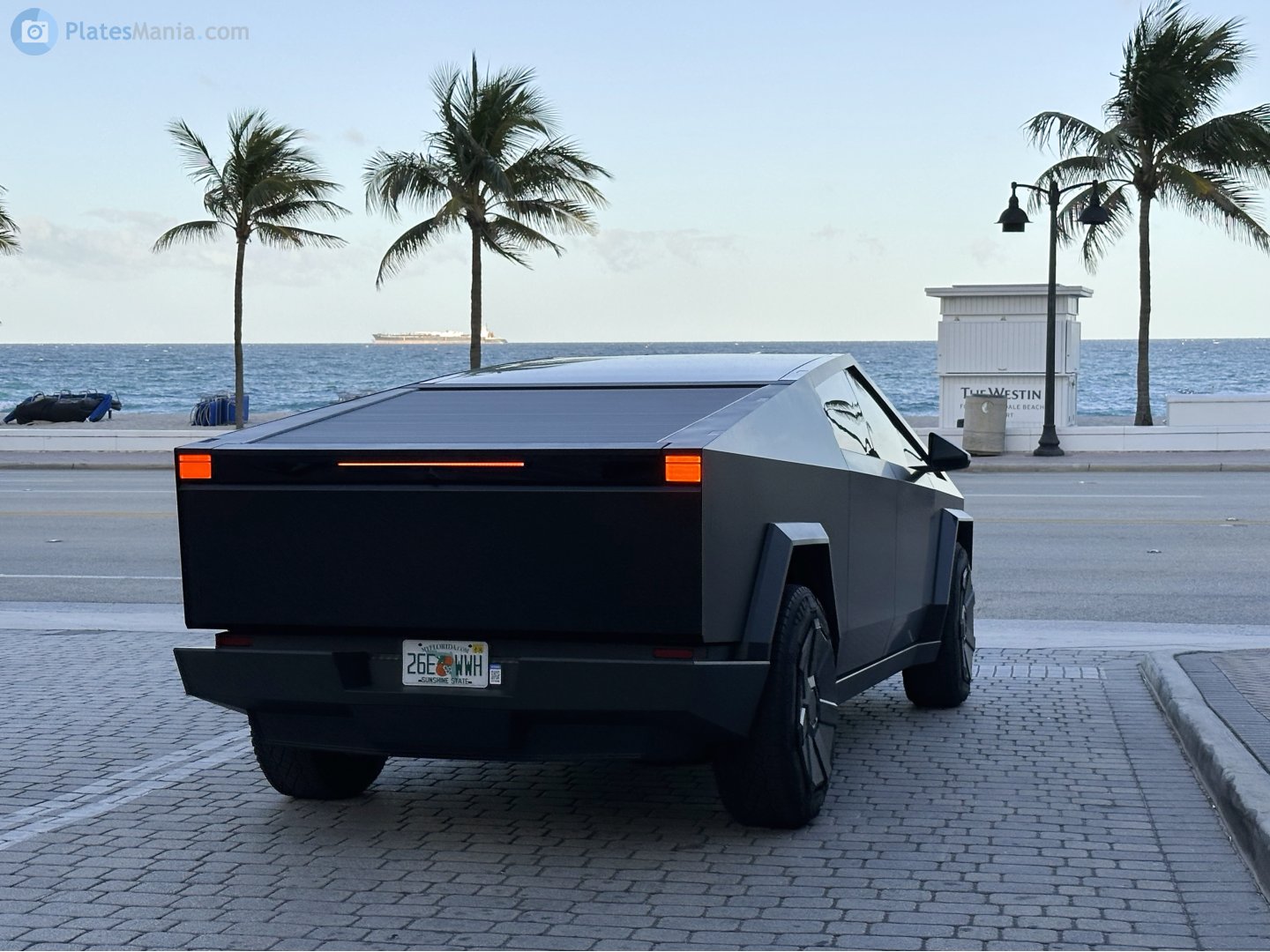 26E WWH, Tesla Cybertruck 1st gen, 2023–