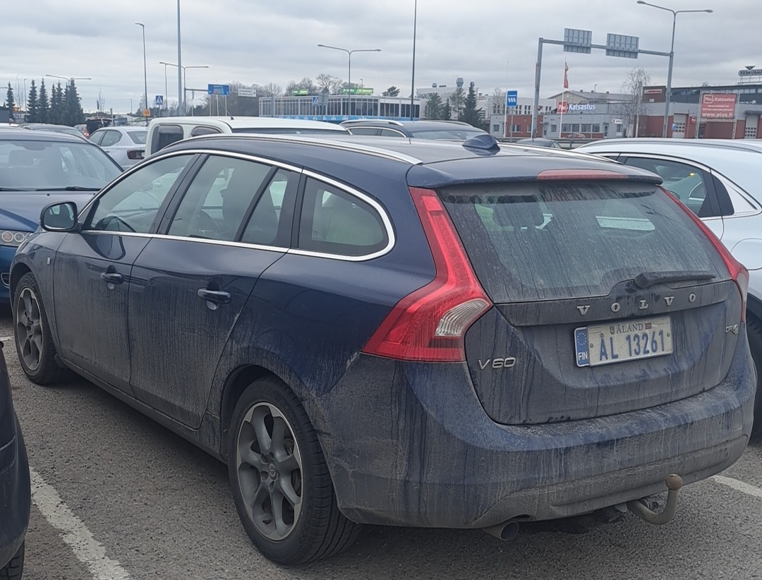 ÅL 13261, Volvo V60 1st gen (155/157), 2010–2018