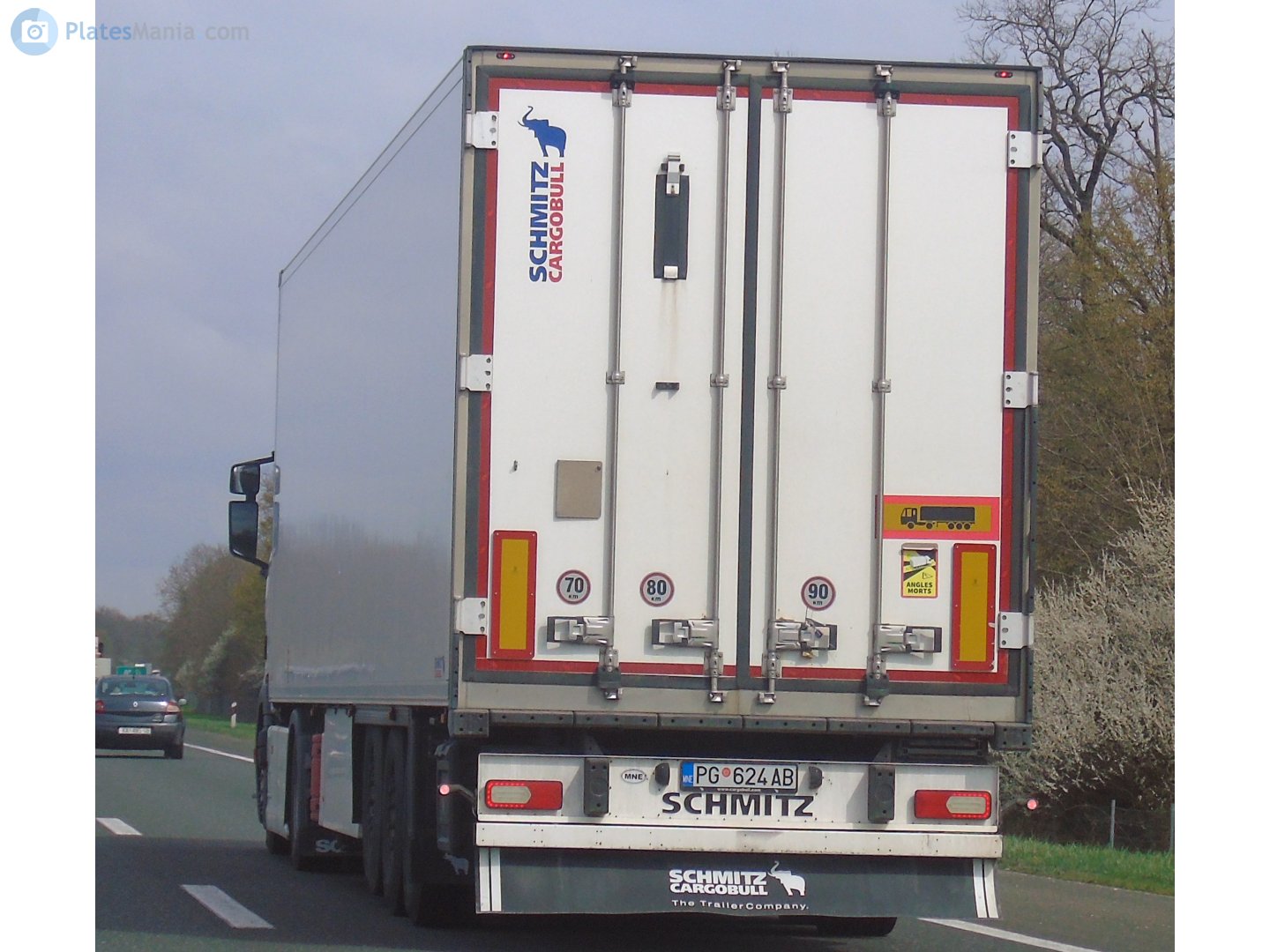 PG 624AB, Schmitz SKO 