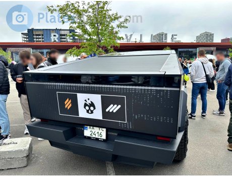 AA 2416 YC, Tesla Cybertruck