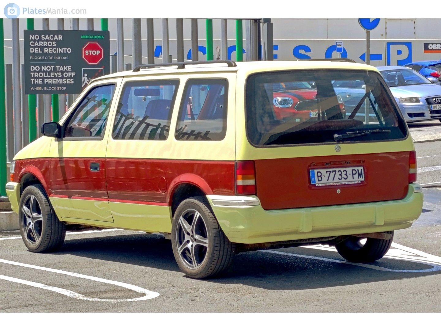 B 7733 PM, Chrysler Voyager 2nd gen (AS), 1990–1995