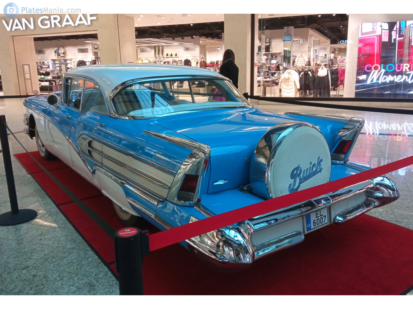 EL-6007, Buick Special 2nd gen 1958 Riviera 4-door Hardtop (43; B-body), 8th facelift, 1957–1958