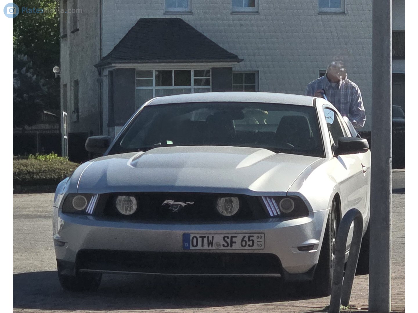 OTW SF 65 (03/10), Ford Mustang 5th gen 2-door Coupé (S197), 1st facelift, 2009–2012