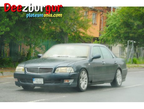 BH 1072 TT, Nissan Leopard