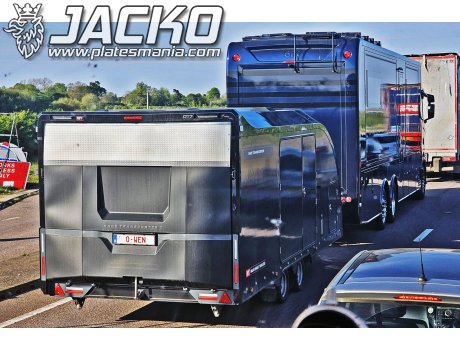 O-WEN, Brian James Race Transporter