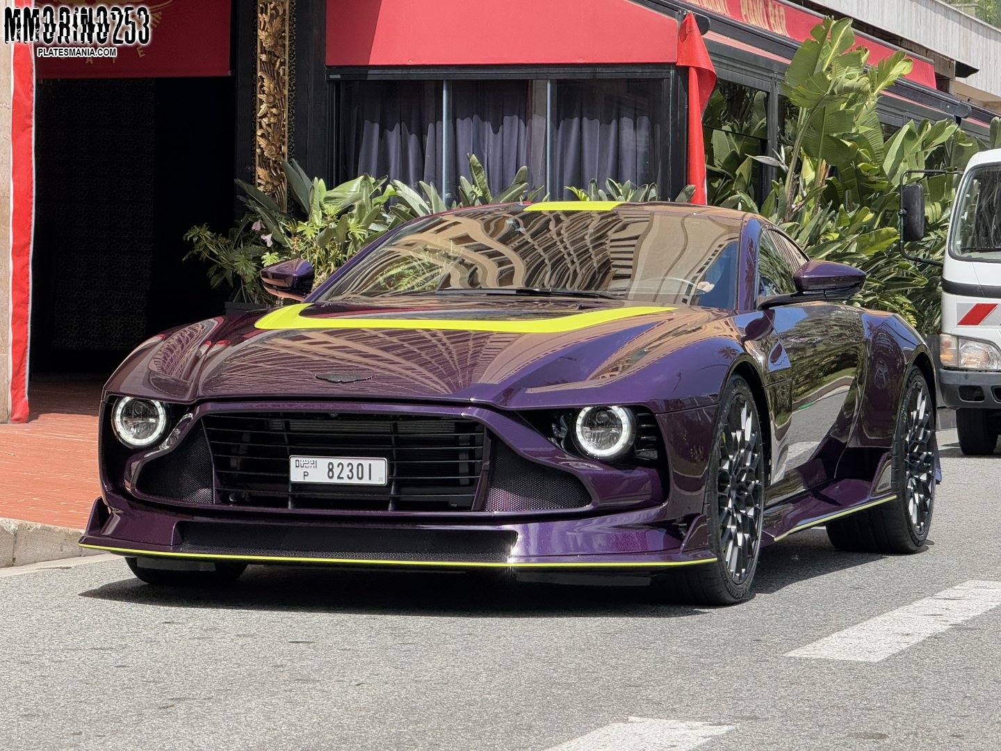 P 82301, Aston Martin Valour 