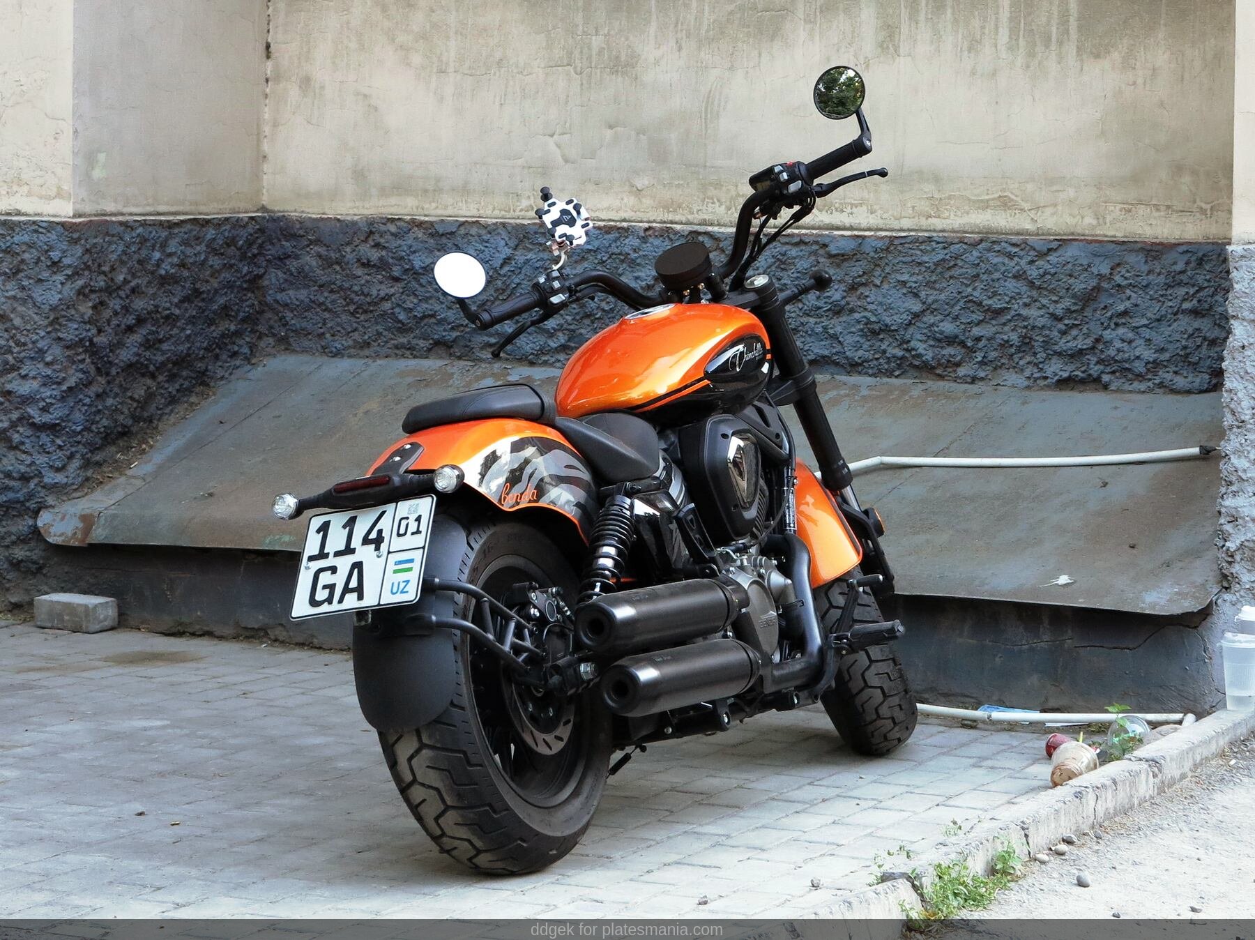 114 GA 01, Benda Chinchilla 