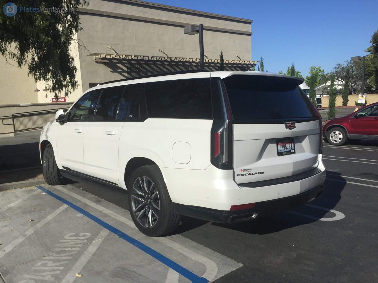 999999J, Cadillac Escalade 5th gen (GMT1UL), 2020–2024