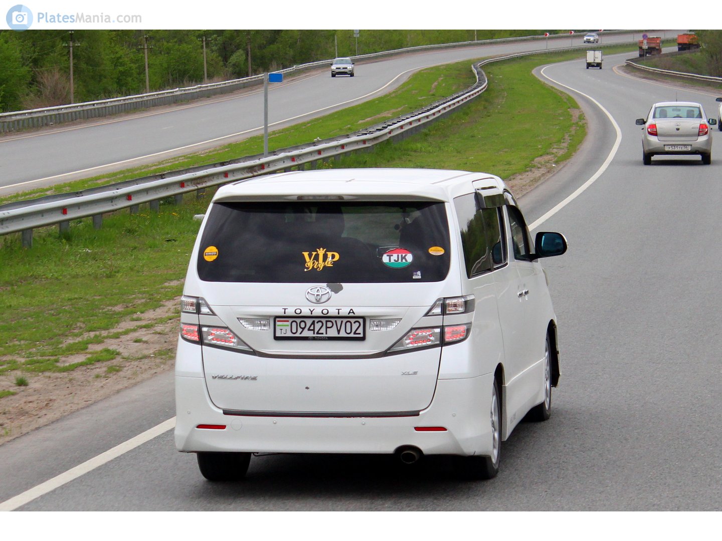 0942PV02, Toyota Vellfire 