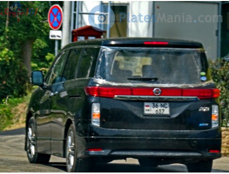 36 NC 687, Nissan Elgrand