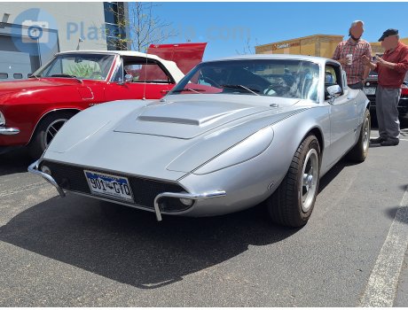 901-GTQ, Chevrolet Corvair