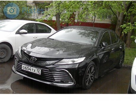 о654тх12, Toyota Camry