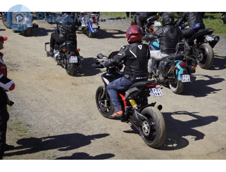 PZ 39W1, Ducati Hypermotard