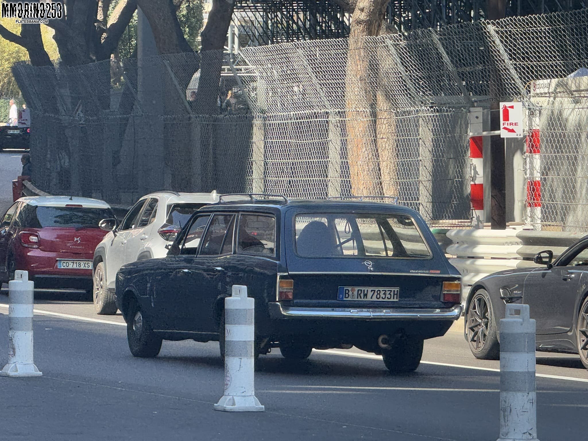 B RW 7833 H, Opel Rekord 4th gen 5-door Caravan (D), 1972–1977
