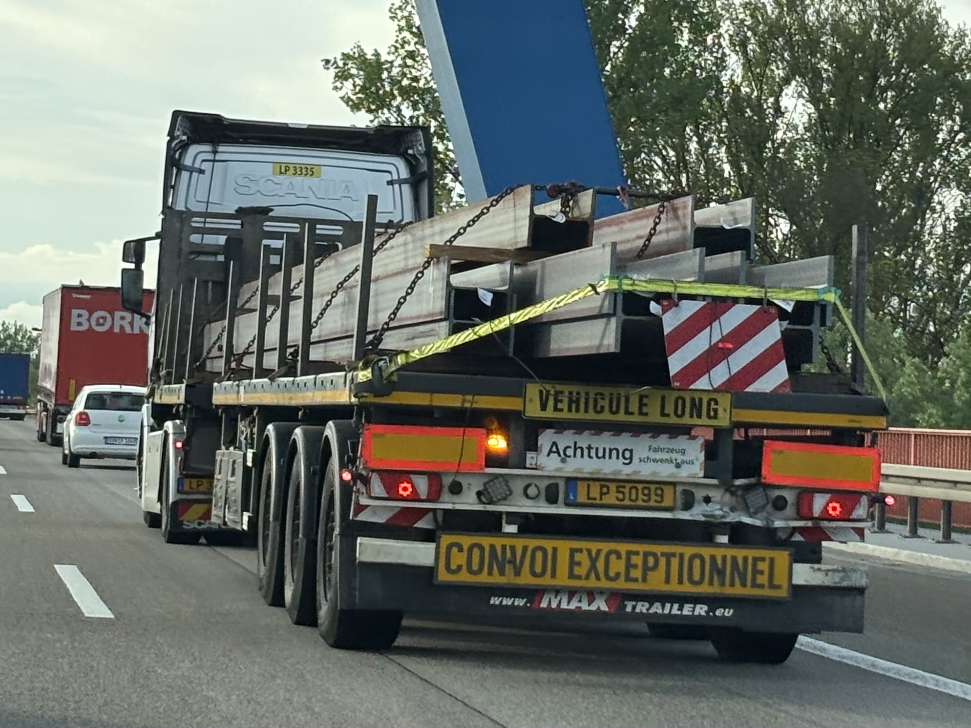 LP 5099, MAX Trailer 