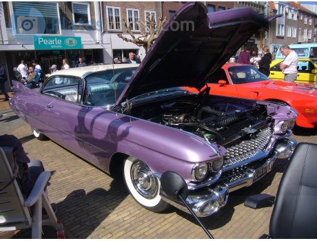 DE-35-63, Cadillac DeVille