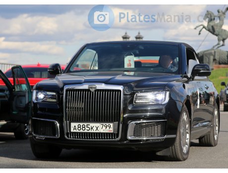 а885кх799, Aurus Senat