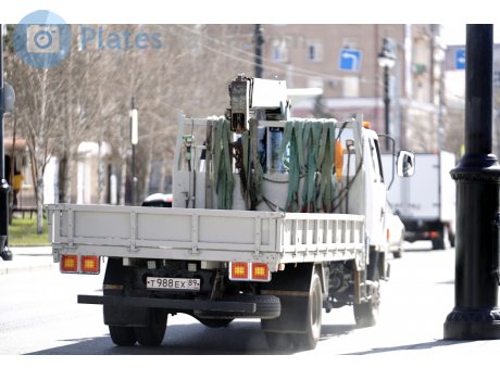 т988ех89, Isuzu Forward