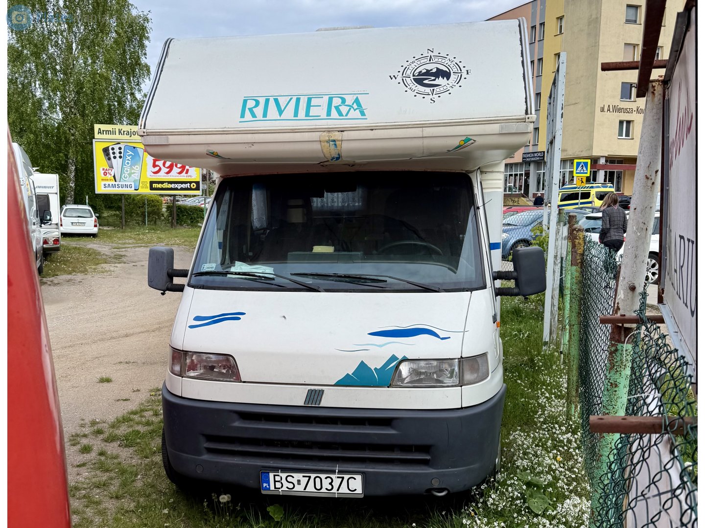 BS 7037C, Caravans International Riviera 