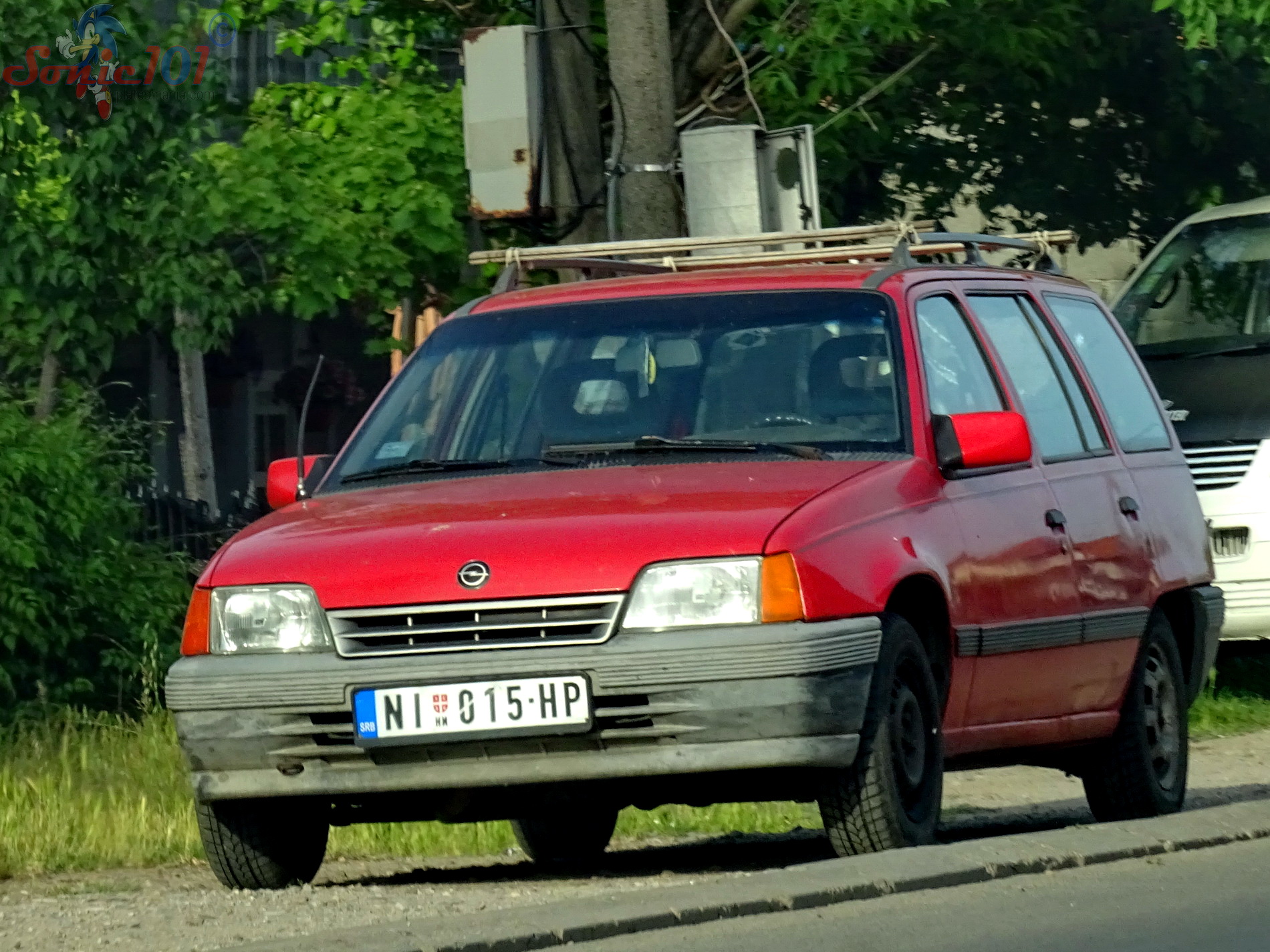 NI 015-HP, Opel Kadett 5th gen 5-door Caravan (E; T85), 1984–1991