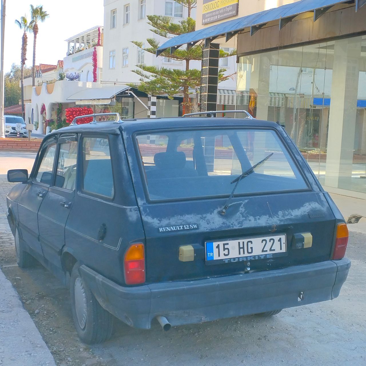 15 HG 221, Renault 12 1st gen Break (X17), 1970–1980
