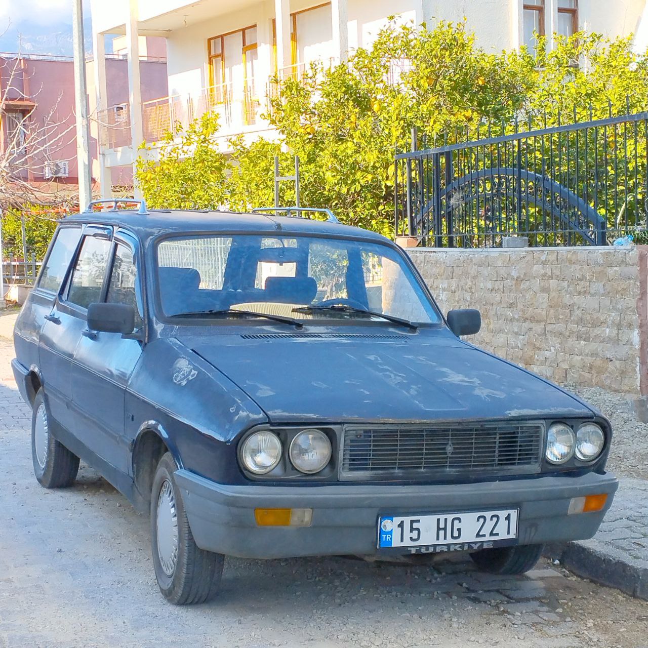 15 HG 221, Renault 12 1st gen Break (X17), 1970–1980