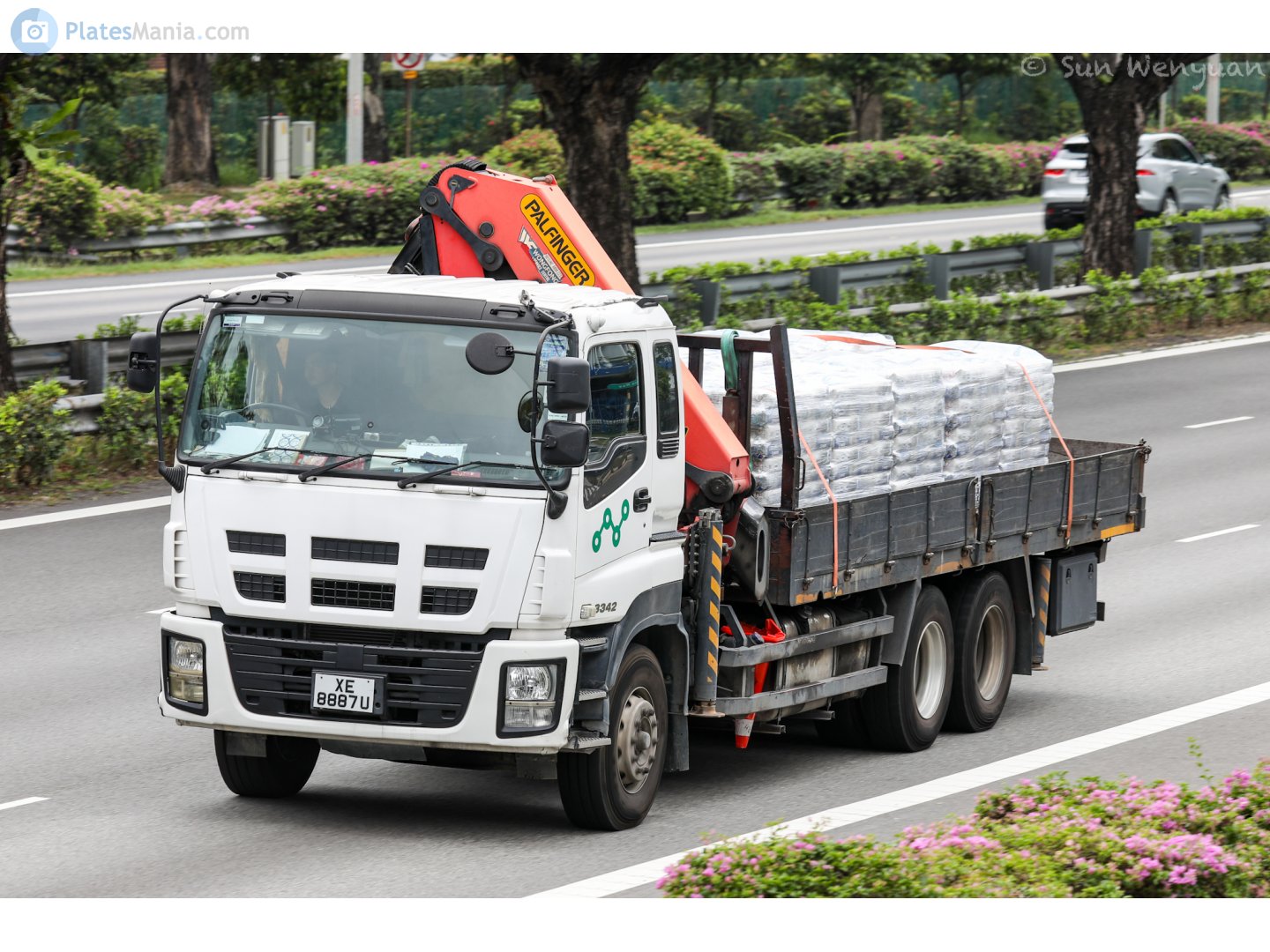 XE 8887 U, Isuzu C/E-Series 1st gen, 2nd facelift, 2010–