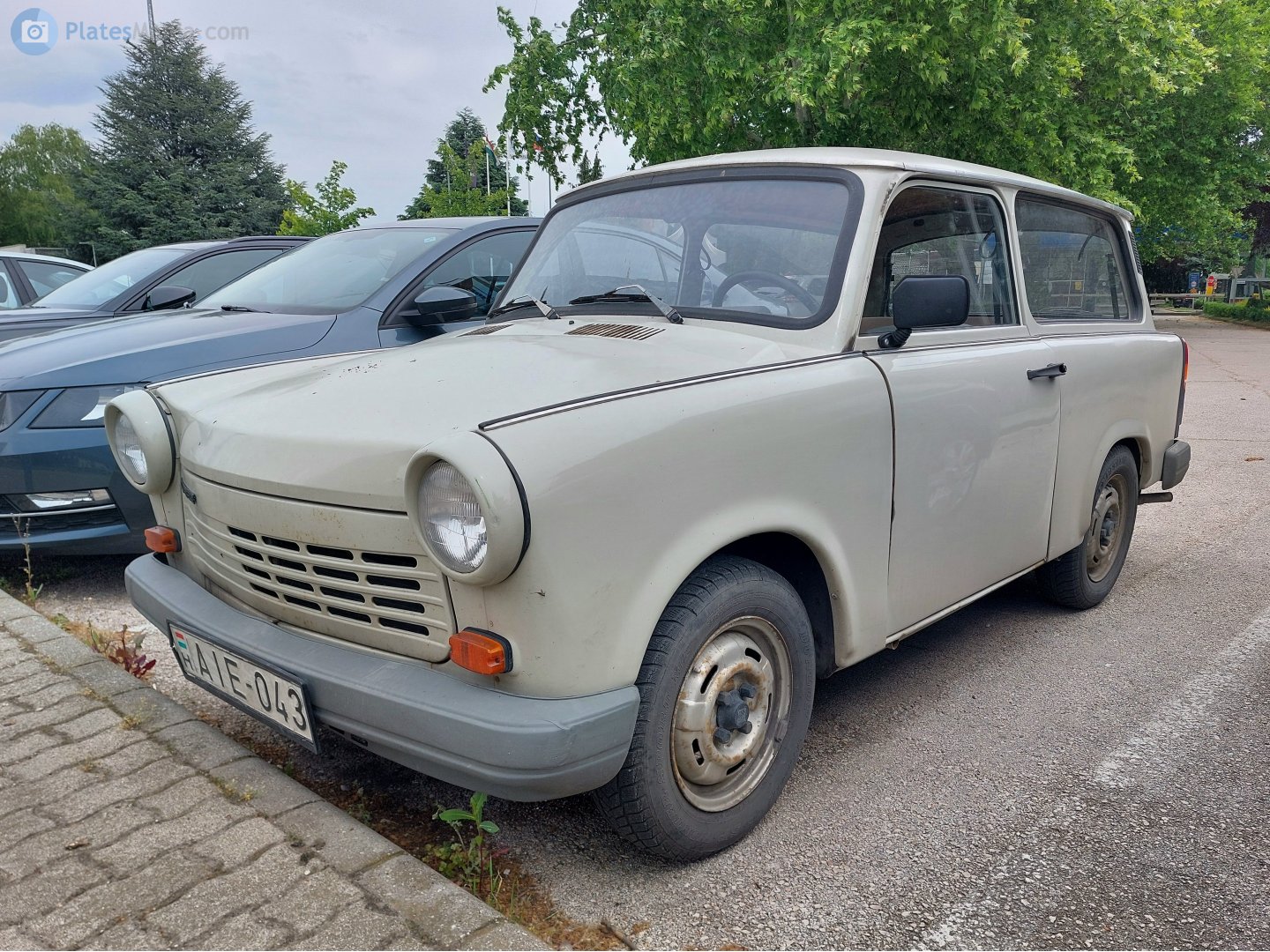 AIE-043, Trabant 1.1 Universal, 1990–1991