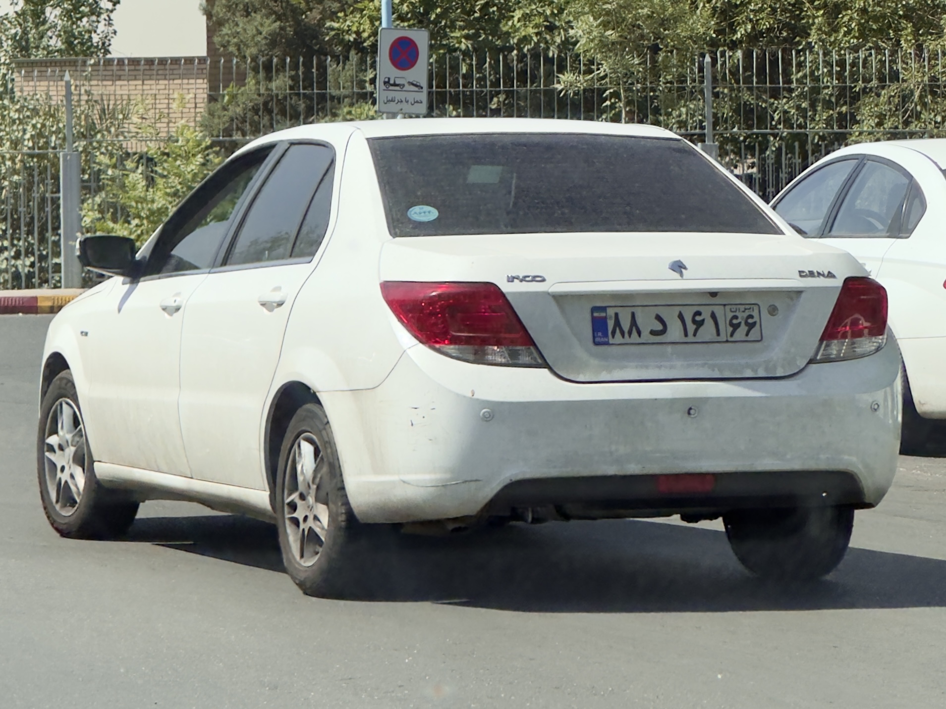 ۸۸د۱۶۱ ۶۶, Iran Khodro Dena 1st gen (NX7), 2011–