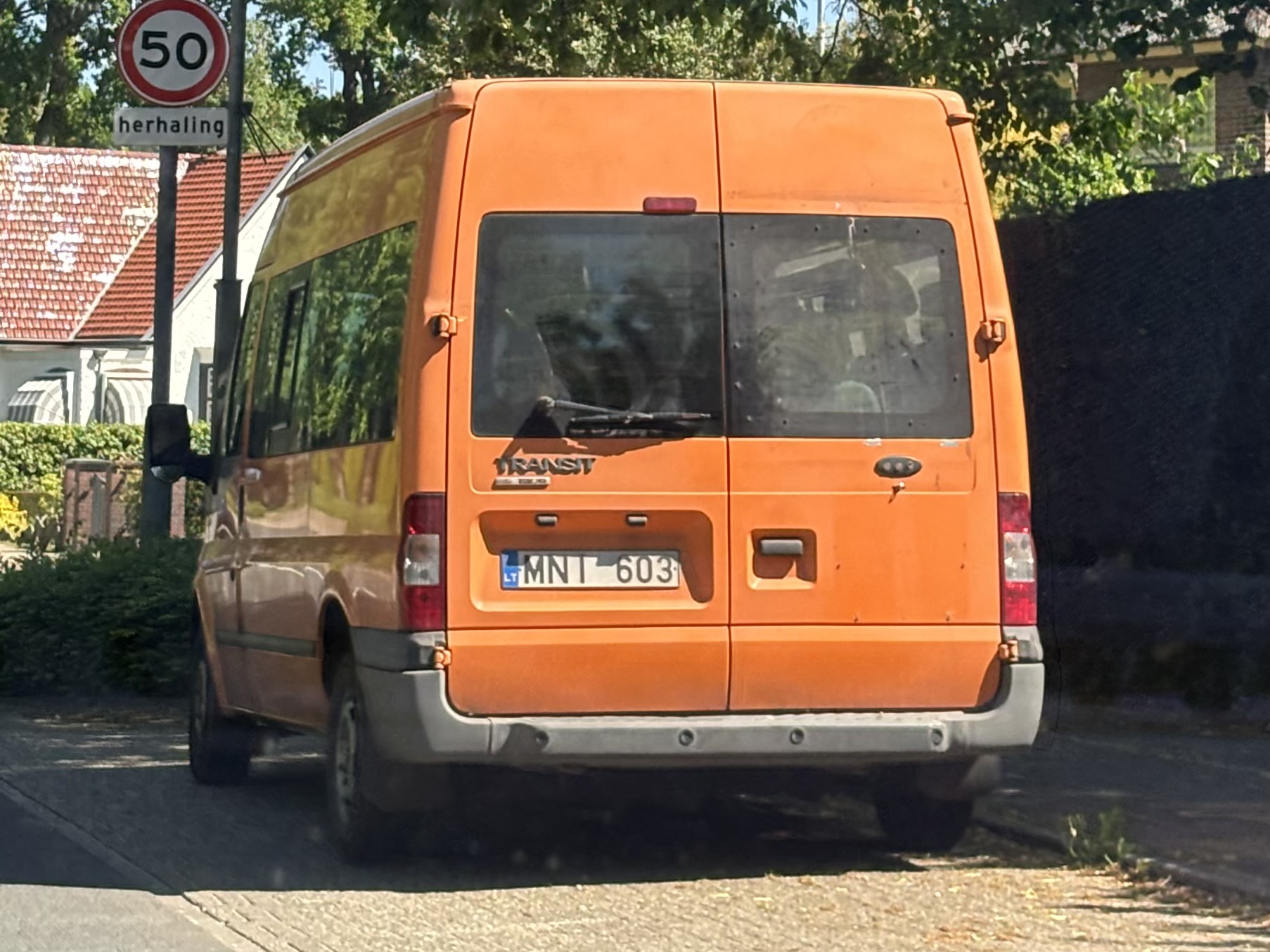 MNI 603, Ford Transit 3rd gen Van (V184/V185), 2000–2006